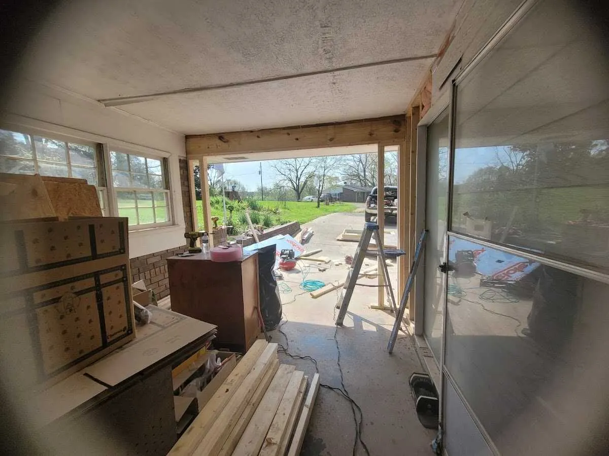 Air movers and dehumidifier for Drying & Dehumidification in East Honolulu